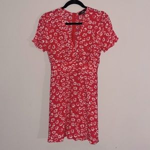 Lulus Garden Explorer Red Floral Print Mini Dress size Medium Red/White floral